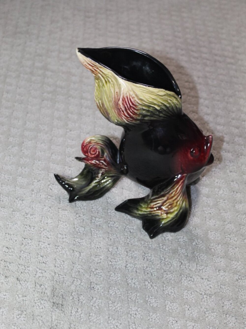 Vintage Hull Pottery 9"x9" Black Maroon Fish Vase Signed & Numbered
